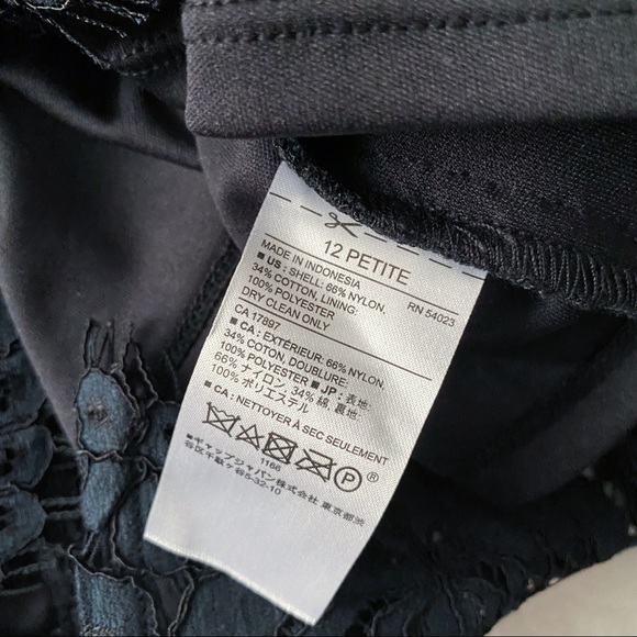 Banana Republic Blue Black Lace Skirt - Picture 6 of 9